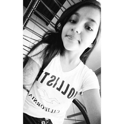 ElainyLay's profile picture. 