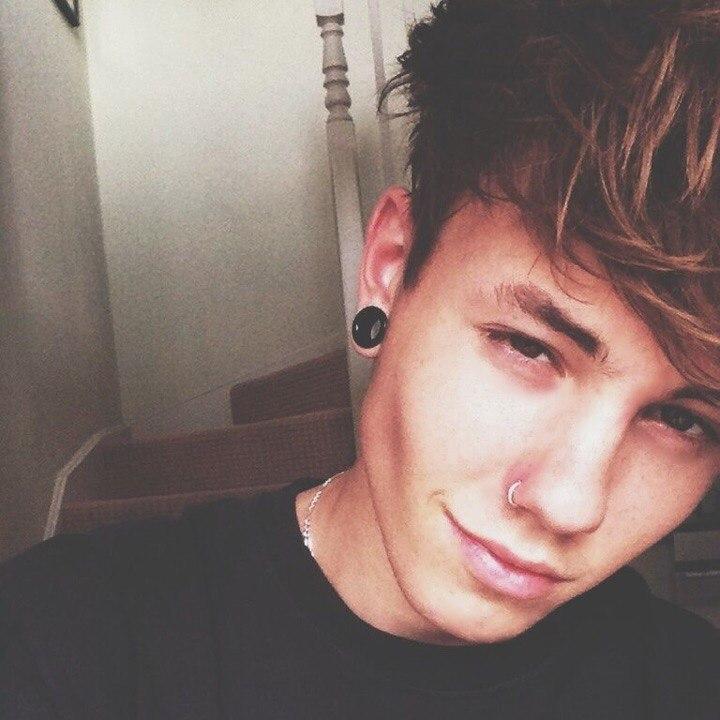 SergeyBizzle's profile picture. 