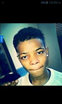 uptownbands's profile picture. 