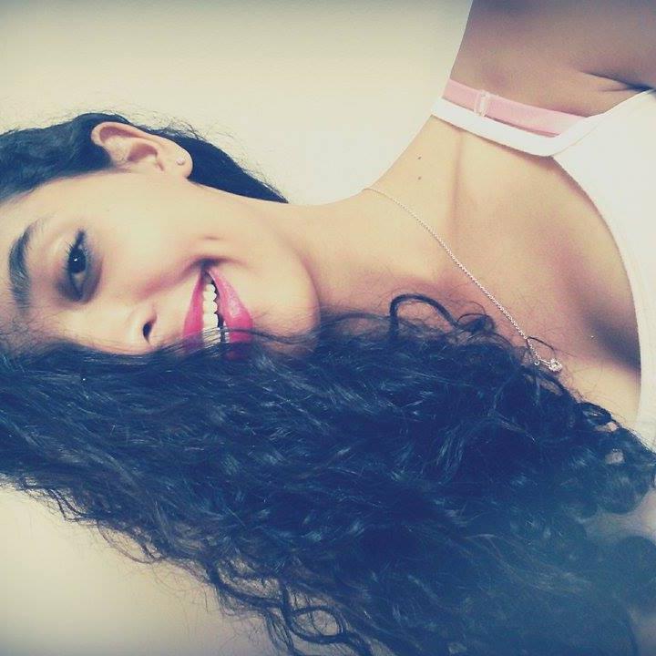 Manequim modelo, 17 anos, moro em Maringá pr, canceriana, adoro moda  *-*