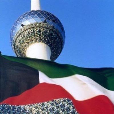 (: صمتي لا يعني جهلي ولكن بعض ما يدور حولي لا يستحق الكلام :)