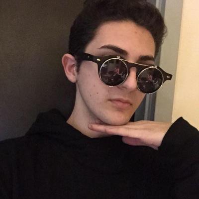 oh ma god.. what is this itch, you are a bitch and i am a witch. i put a spell on you you're dead
