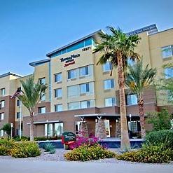 The TownePlace Suites is an all-suite hotel, boasting fully-equipped kitchens in every room. We are located just south of the I-10 and just west of Litchfield.