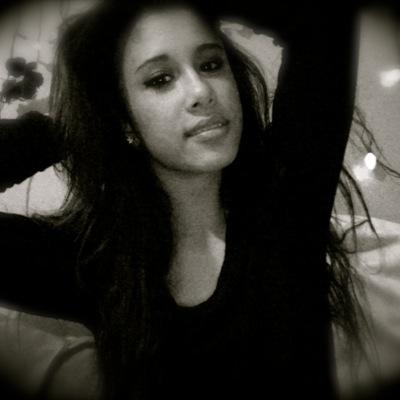 Diana_Coffman's profile picture. Heyye! I'm Diana! Follow me and I'll follow back! Thanks!❤️ #5SOSFAM!