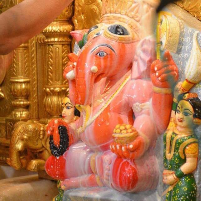 The NGO that has been supporting mangalmurti artists since 2013 and promoting their work to a wider audience to celebrate ecofriendly ganeshutsav.