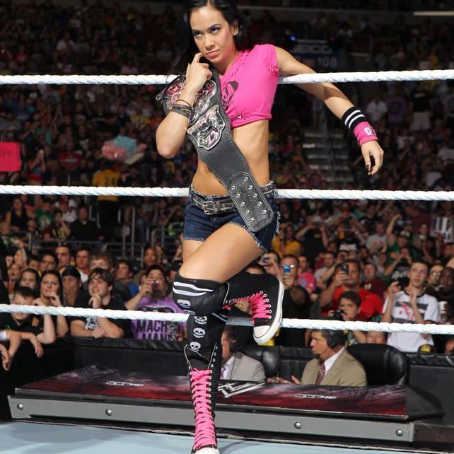 am a aj lee and a kylie mingoue  and liverpool fan