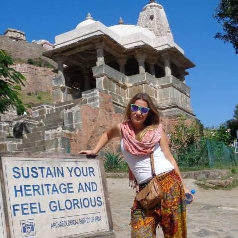 AbiisGriffiths's profile picture. 