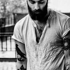 KuzeyBiciciler's profile picture. Dövme sever, spor yapar, kedisiyle sonsuza kadar mutlu mesut yaşar.