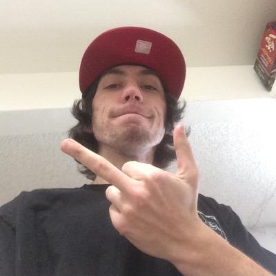 got a twitter again add me on other things !:) snapchat: actuallyjacoby ig: actuallyjacoby fb: thejacoby johnson blo dro bro

folllow @fillosophee on IG