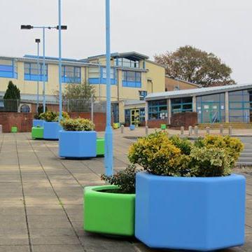 New Inn Primary School is in Pontypool, South Wales. Our school motto is ‘Working together ~ Learning together’.