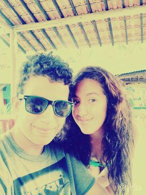 bom sou de paraty rio de janero so um garoto comun amo minha familia e meu celular
 good'm Paraty rio de janeiro only a communal boy love my family and my phone