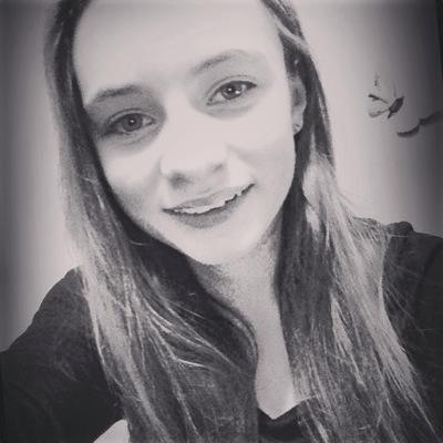 Snap : chloee_599
Insta : Chloee_599 
❤️