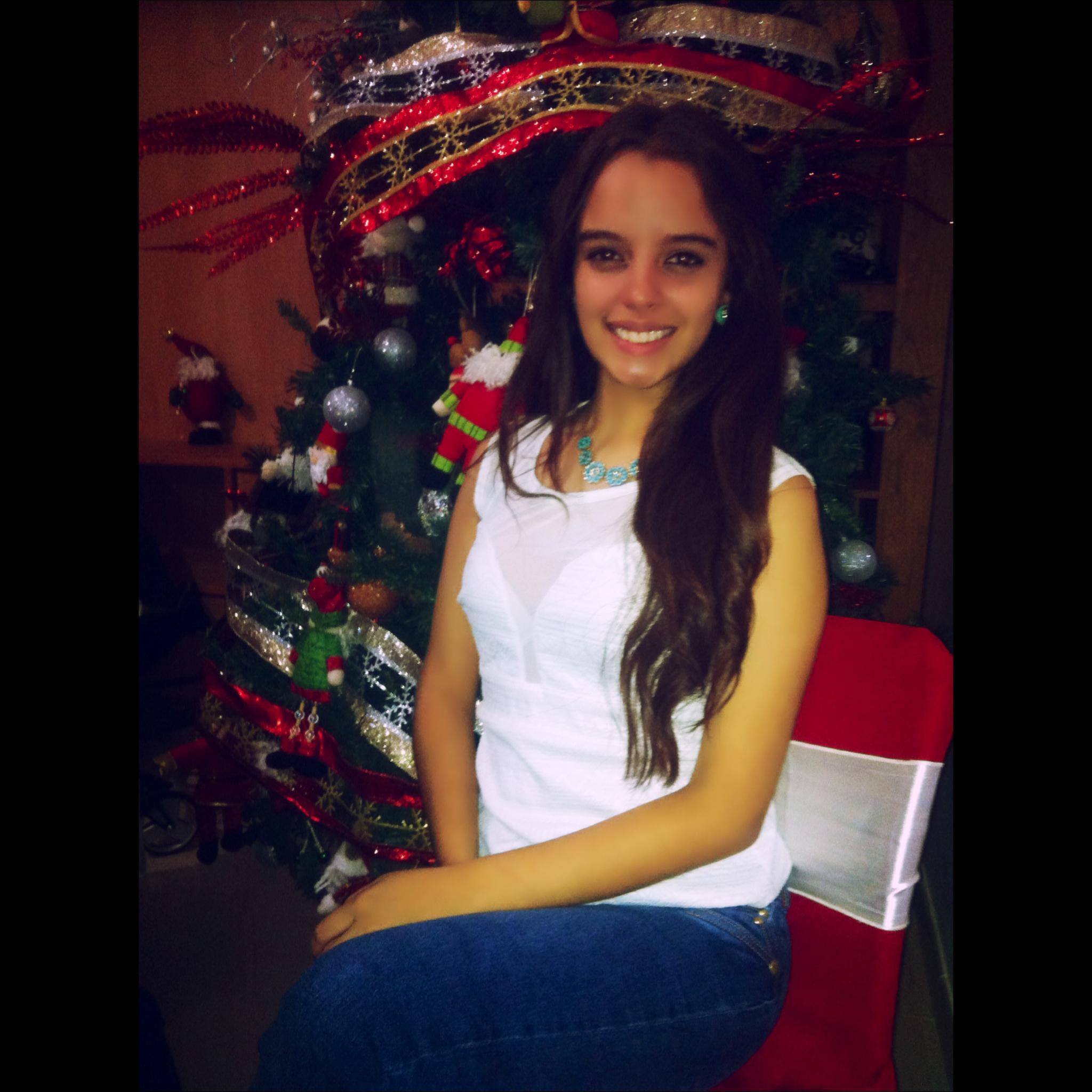 Soy quien soy. Me gusta lo que me gusta. Hago lo que quiero. Digo   lo que quiero. ;$Timida sigueme y te sigo *-* MAlumaniatica 3