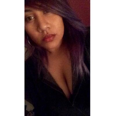 follow: @latulauren ... Ion fw this anymore.