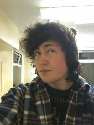 18, black belt in procrastination and I play guitar n stuff.