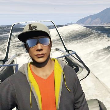 Just chasing a chance to be known, GTA V Photography, Lost? just follow me! Have a good day!:) I play PS3! /Gamertag: C_dawg43522\