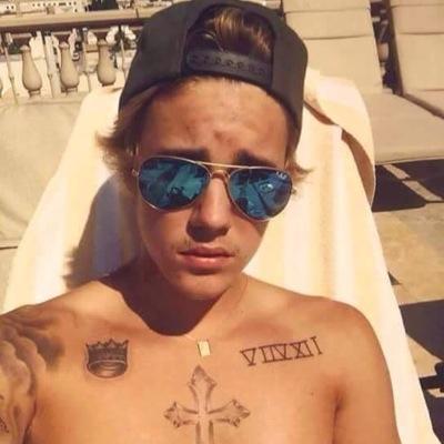 Ninguém vai ser perfeito... Ninguém vai ser perfeito o tempo todo. Mas nós crescemos e aprendemos com as nossas imperfeições. (Justin Bieber)