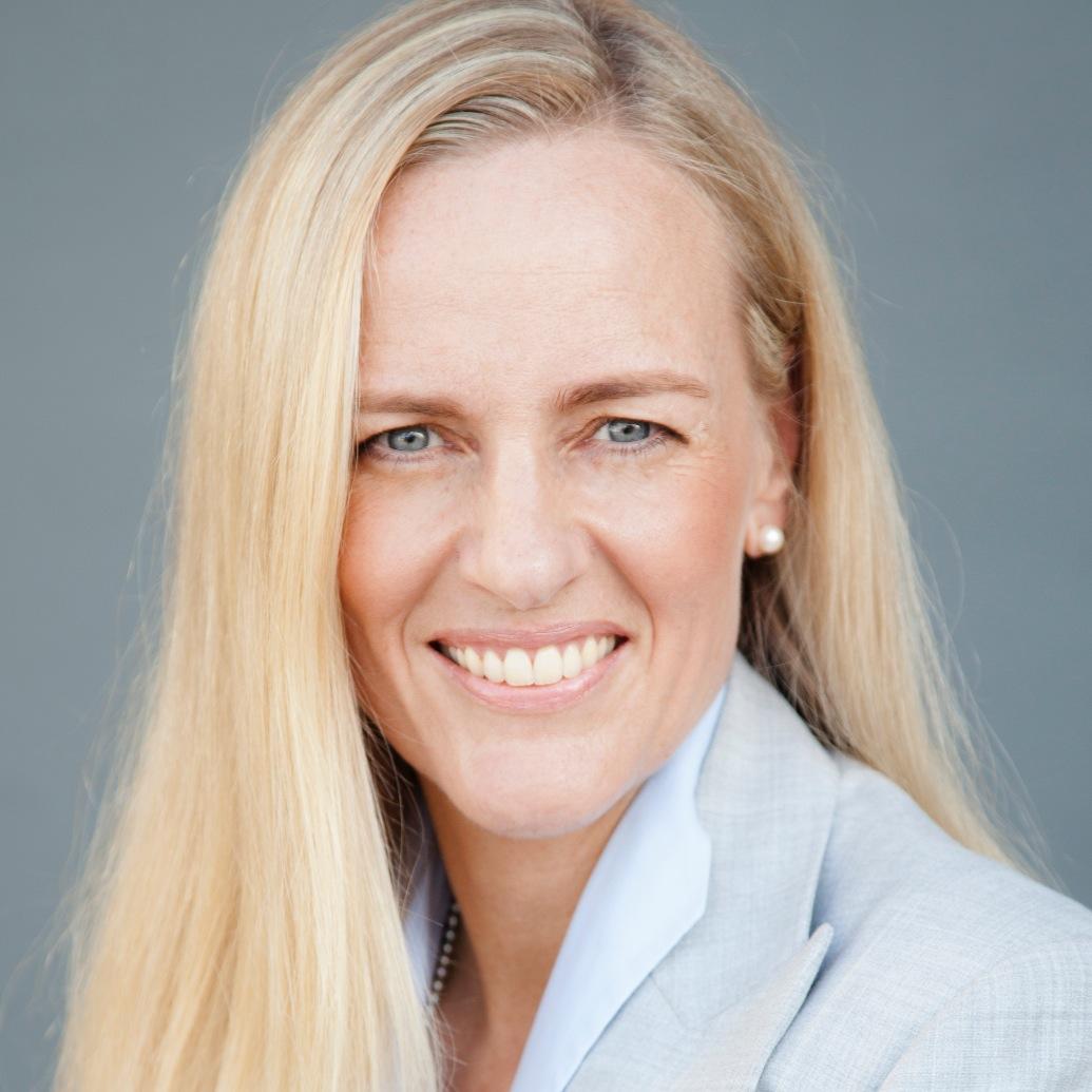 Realtor in Los Angeles 15 Years in Business, Residential Real Estate, Celebrity Homes, Gated Communities. 818.470.0432