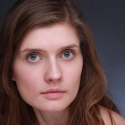 Scandinavian actress based in Stockholm | Spotlight: 5818-6756-5739