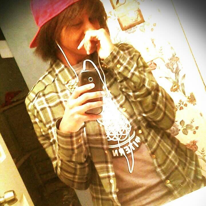 Yo! Nothing really special about me, just that I try as much as possible to stand up for what's right and question the morality of authority. Not much to it.