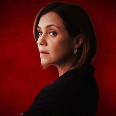 atriz das novelas sambistas da globo, ex carminha, e vim pra pisar na carreira das inimigas