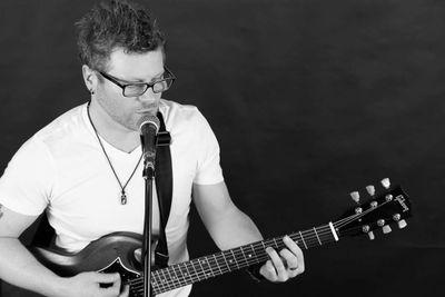Musician.Electrician.ComputerTechnician. Debut Album on iTunes: https://t.co/MeE6FKvzVU The Band: @TheSleveens #ToddScottForMayor