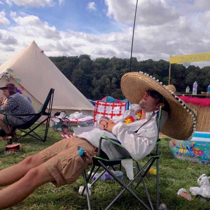 PertAndKazasiz's profile picture. Nullius in verba