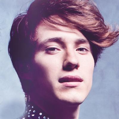 Integrante de @somosCD9 #MeEquivoqué Para no cometer errores sólo hace falta no haber nacido. IG: soyalonsovillal