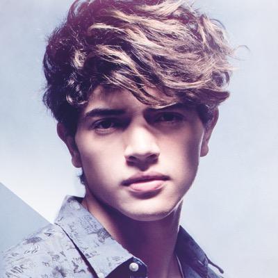 No importa nada cuando hay tacos. Integrante de @somosCD9 Instagram: soyfreddyleyva Facebook: http://t.co/Tw8MCPp1CP