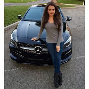 TheFasionModel's profile picture. The Name is Daria I have my own Fashion blog and I am a model I attend Anchor Beach Community Charter school.