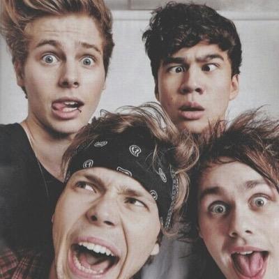 follow @cashtonscene or i unfollow