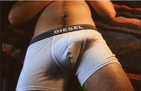 me gusta cojer mucho y me gusta q me la chupen asta el fondoo umm cm me vengo de pensar en esoo soy un perro en la cama