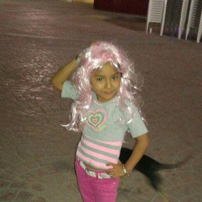 carri102372's profile picture. 