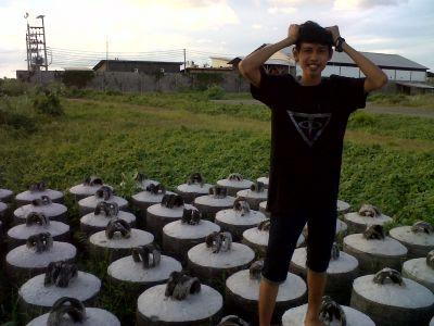 DJOEANA CORPS GRINDER.
