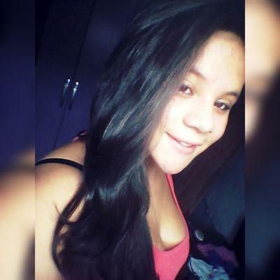 Meu nome é Tauana Borges,tenho 15 anos,gosto de assistir filme,sou carinhosa
