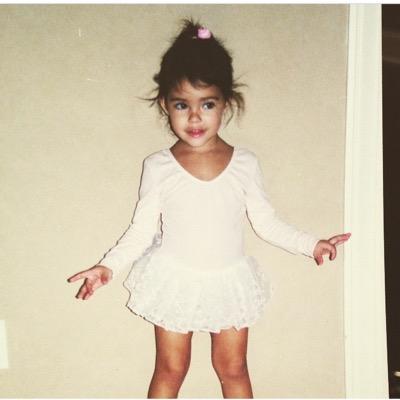 If you follow me on Instagram (@/madisonbeermxco) I will make you an individual dm with madison :)
