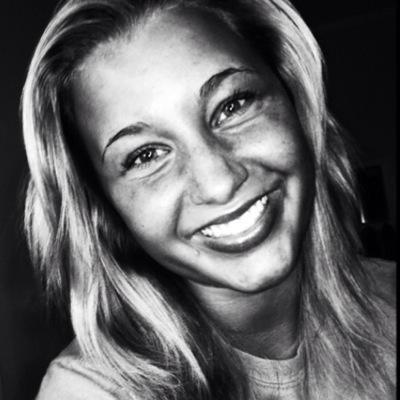 peyton_ann21's profile picture. 