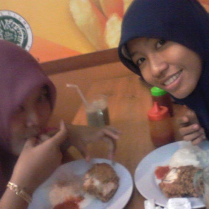 Heliantus_Nanik's profile picture. Awali Dengan NIAT