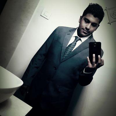 shailsvo's profile picture. youtuber n techblogger 
FBpage:https://t.co/Xl77yOg1xJ
instagram:shailsvo bbm:D86F2190 facebook:https://t.co/ENtrrAIgLi
snapchat: shailsv skype:shailvajani