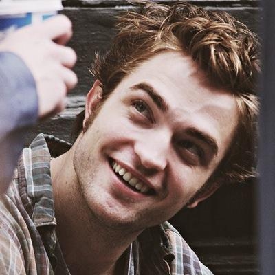 Robert Pattinson, I promise to love you every moment of FOREVER ♥