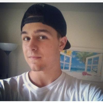 age 15, skimboarder, longboarder, christian ⛪