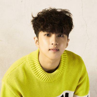 상남자 빅스 메인보컬 케케켄(ボット)입니당~~ 하하! 　　　　　Main Vocal KEN です。
