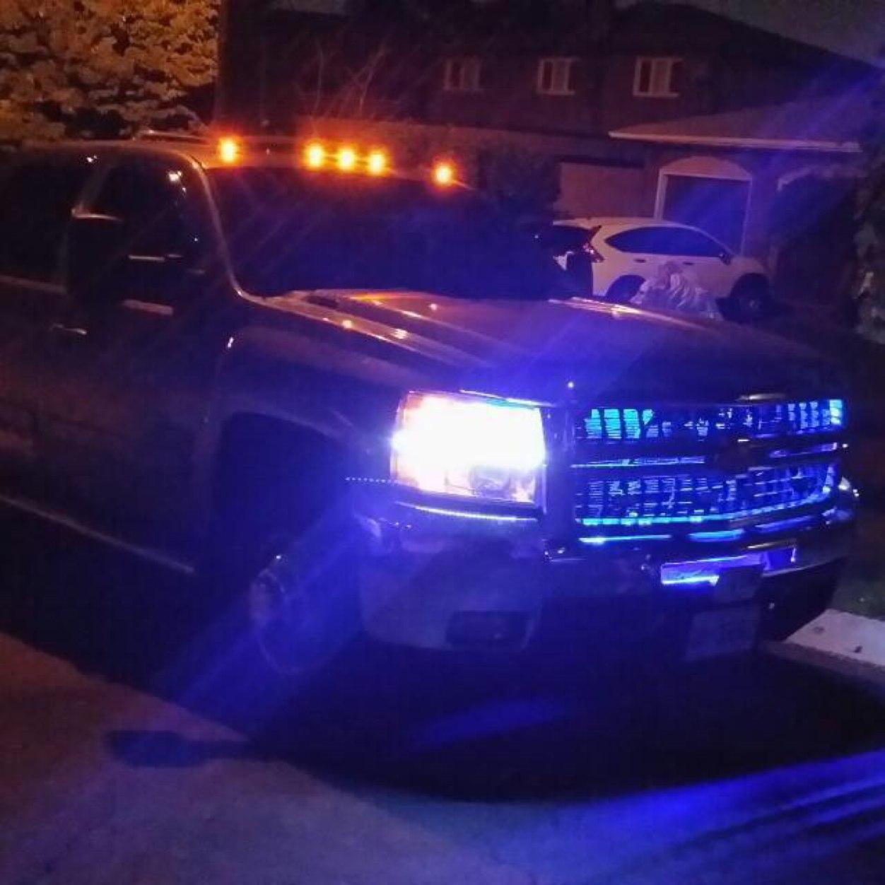 24 hour service 7 days a week. We go where the roads go. Towing, Lock-out, Flat-bed service, Tire change [416-305-3200]|
