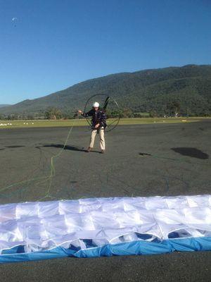 paragliding and paramotoring .... the way to go