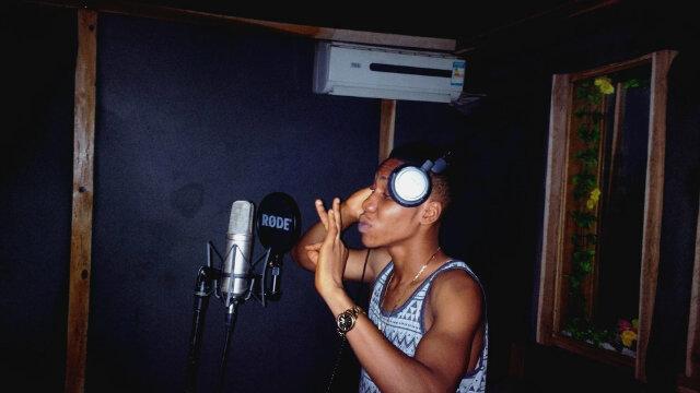 Ifex-G by name,am a musician on hip-hop and dance hall genre, also a songwriter,lives in eastern part of Nigeria in Africa.for booking call 07065127972_pin: