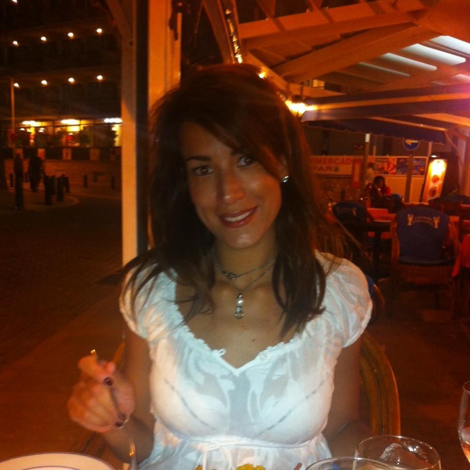 Epicurean, optimistic, mum, traveler, gastronome, JCI member, TEDx member, human rights defender, positive thinker, enjoying life and friendship :)