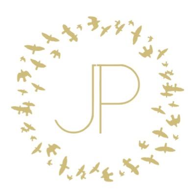 We sell contemporary, crafted goods. Sourced from responsible artisan studios. #ecoluxe #sustainablestyle #ethicalgifts