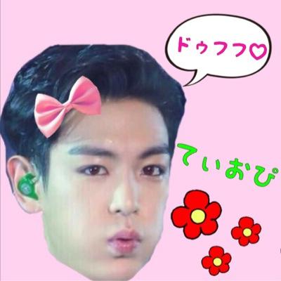 モリモリの頬骨。合言葉は\ヘンジーン/