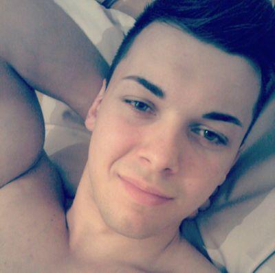 BluFreshh's profile picture. Health and Fitness expert, remember it takes a couple of year's to build a great body.The paint is the food and the paintbrush is the weight.