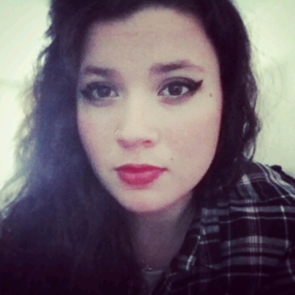 nevertoolate223's profile picture. 